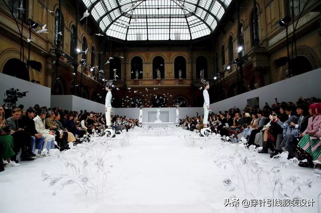 thombrowne西装全身搭配,thombrowne西装上身效果