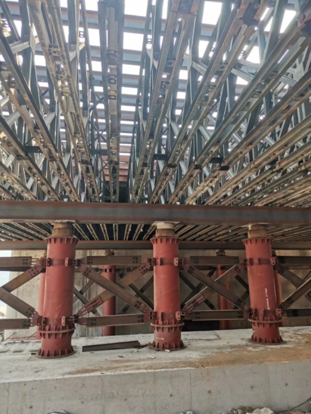 姹熻タ閿呯倝璧烽噸璁惧绉熻祦鏈夐檺鍏徃,姹熻タ鍩庨搧璁惧绉熻祦鏈夐檺鍏徃