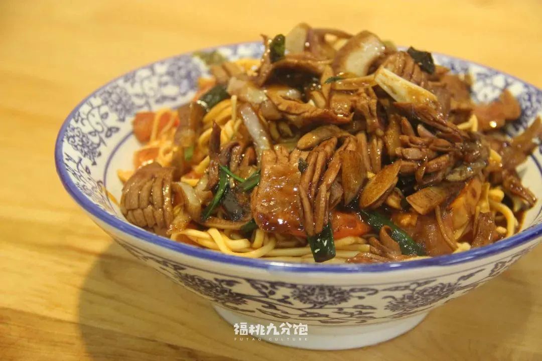 王宝强吃面道士下山,道士下山吃面图片