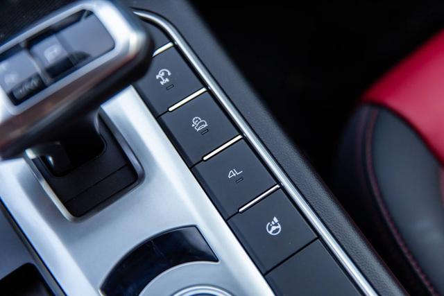 新车最低配的长城皮卡多少钱一辆,买长城炮皮卡车