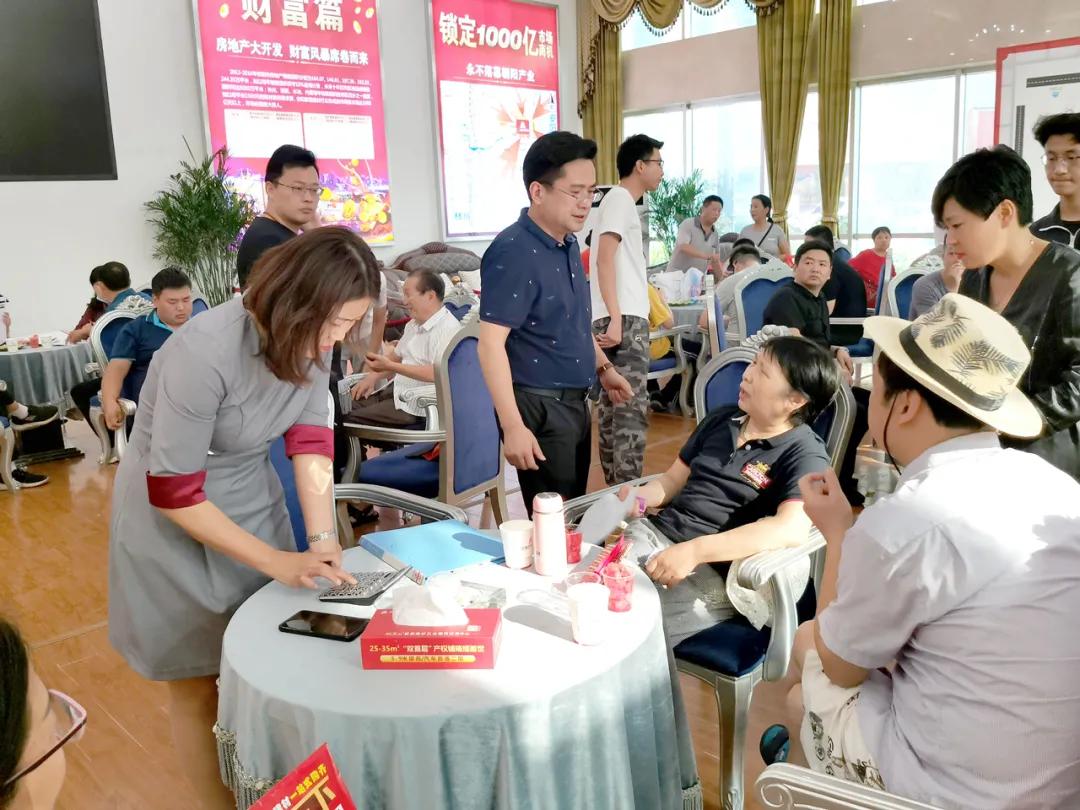 大惠天下轰动安阳8月9日欧蓓莎环球港首场福利引爆安阳