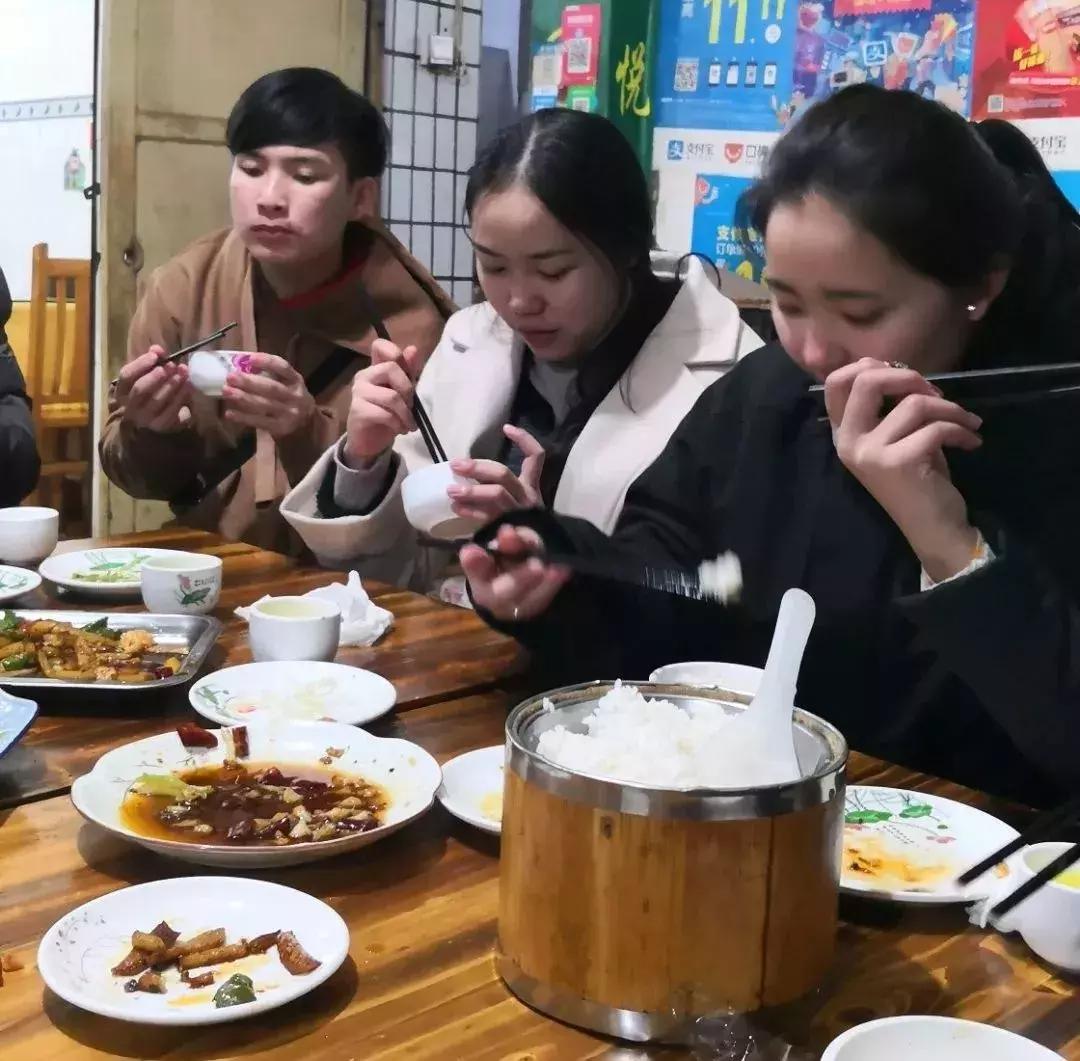 见证老一辈的友谊,见证友谊的最后一刻