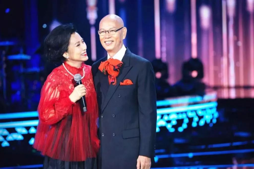 香港的旷世爱情故事,香港感人爱情故事