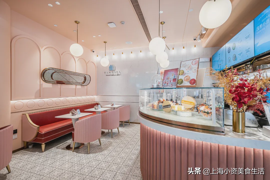 夏天的微醺感觉从一杯美酒开始,关于夏天的一切美好都藏在风景里