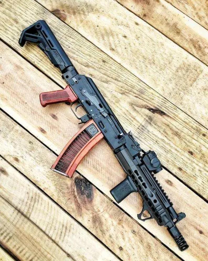 美国最喜欢的霰弹枪,美国经典冲锋枪和步枪