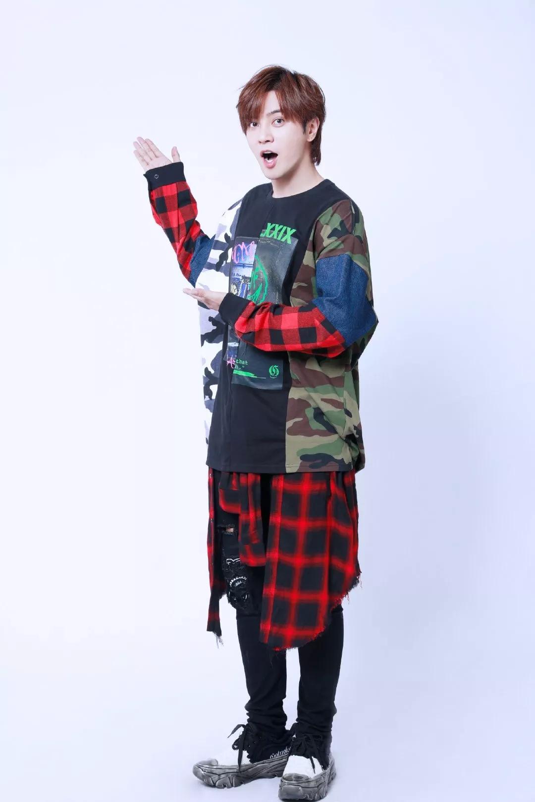 罗志祥时尚先生盛典2019,罗志祥同款板鞋