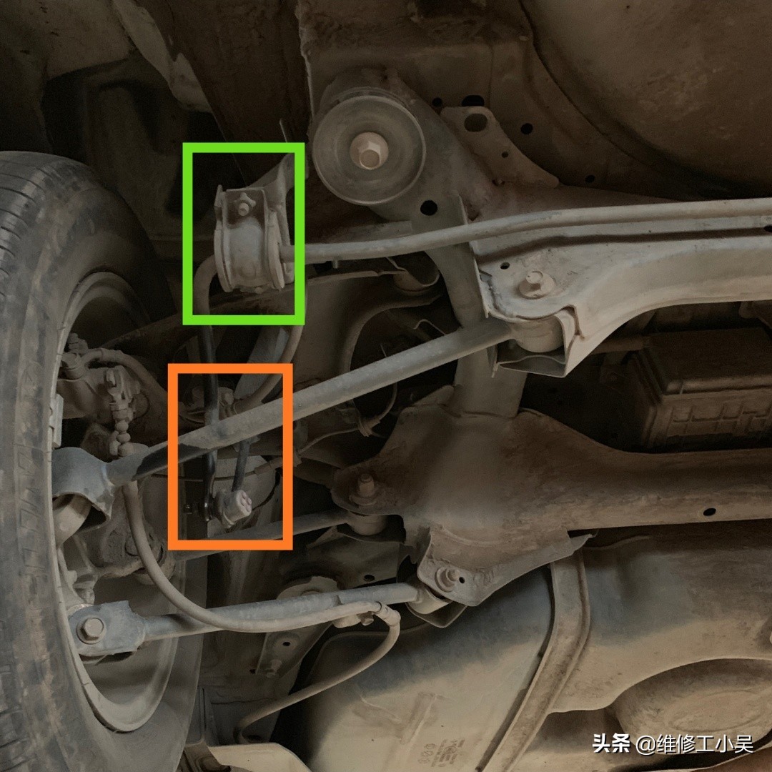 看着要换的一堆新配件,本田车主抱怨:修车基本就是换配件了