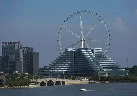 水城之眼摩天轮夜景,东昌湖水城之眼摩天轮