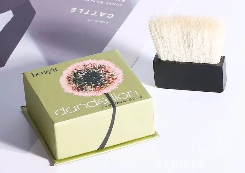 蜜粉和散粉不一样吗,蜜粉散粉粉饼的区别和使用