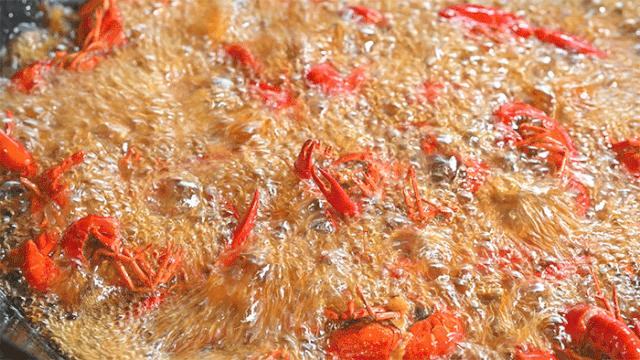 巴掌大小龙虾,深夜爆香小龙虾