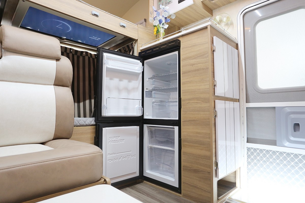 途佳房车上汽轻卡快运h300,途佳房车h300价格