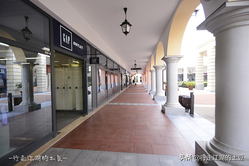 上海佛罗伦萨小镇有哪些奢侈品牌,佛罗伦萨小镇名品奥特莱斯品牌