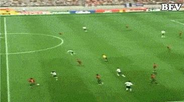 球迷最佳模仿对象，“边路天尊”的盘带技术如何实现？