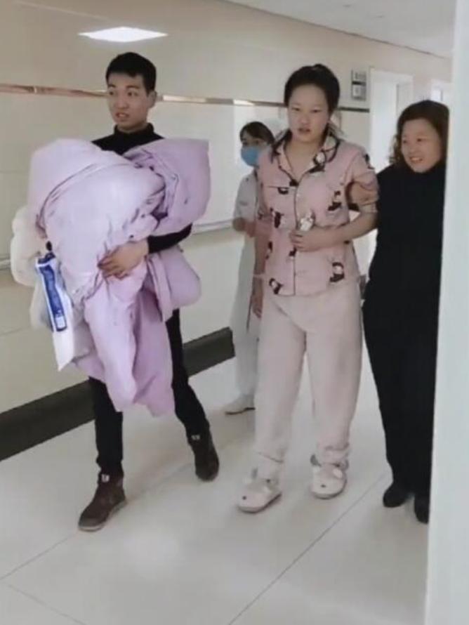 最强产妇走红的视频,最强悍产妇火了完整版