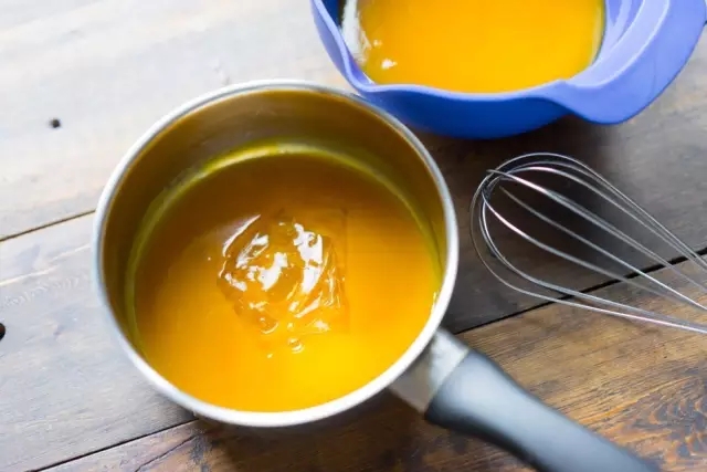 简单8寸芒果慕斯最佳配方,颜值高又超级好吃的芒果慕斯