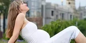 怀孕初期的腹痛是怎样的,怀孕初期有血块而且腹痛