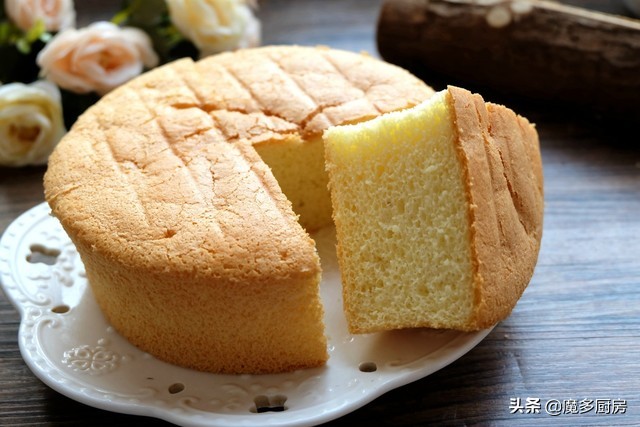 100克低筋面粉做蛋糕要放几个鸡蛋,130克低筋面粉放多少鸡蛋做蛋糕