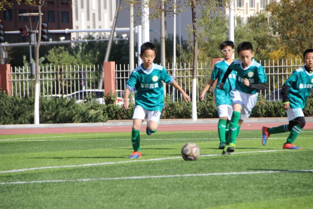 泰达实验2022毕业生,足球少年未来可期