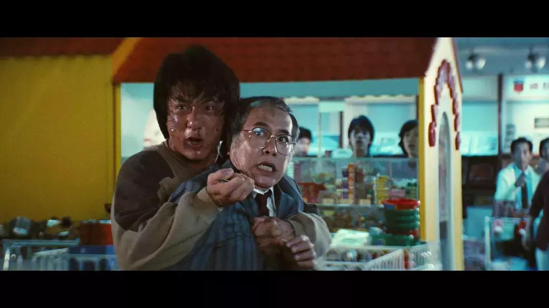 香港经典电影成龙警匪片,最老的成龙警匪片