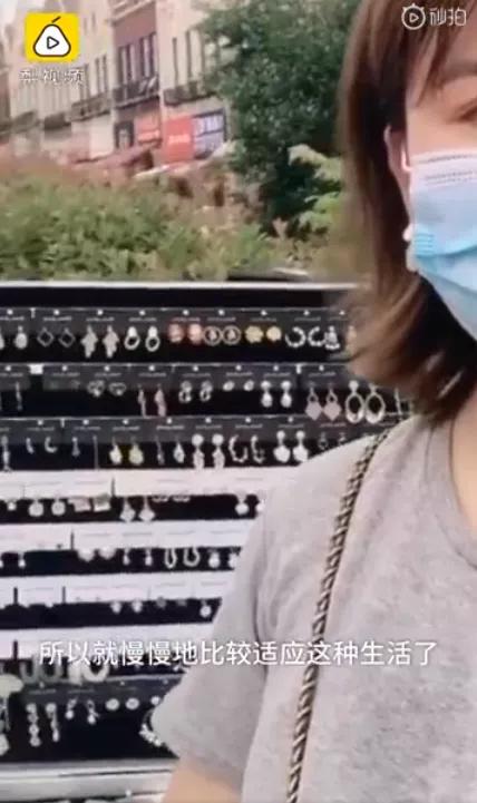 太惊讶！摆地摊究竟有多赚钱？你想象不到