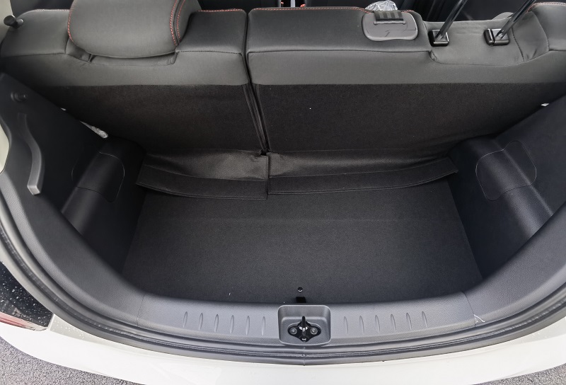 试驾初体验:持币3万“奔”向EV时代,会不会太飘?