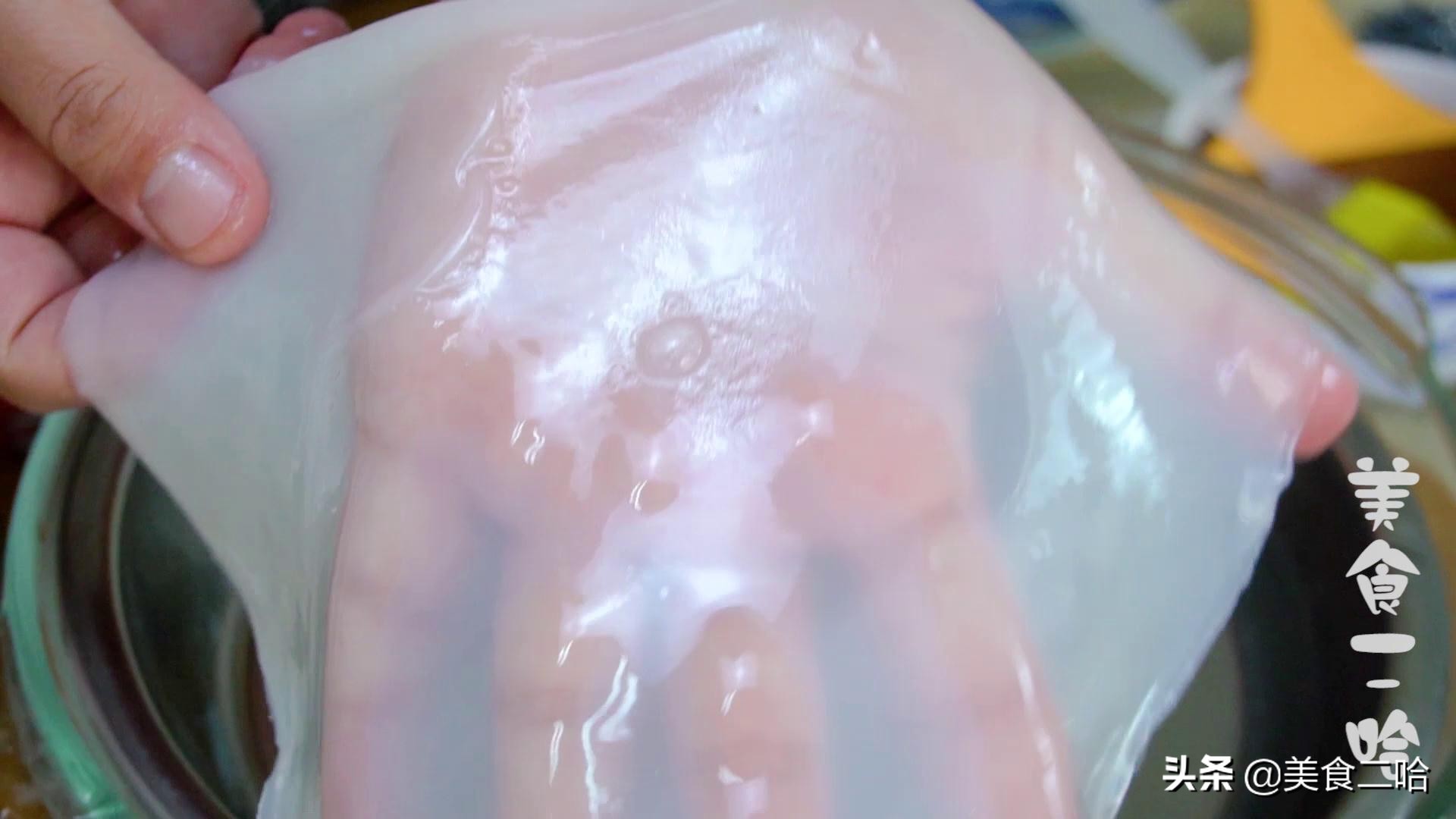 凉皮干裂是不是盐放多了,凉皮干裂