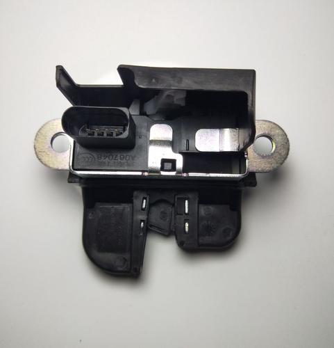 polo汽车车门打不开怎么办,polo左前门锁坏了打不开