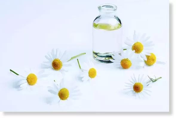 李佳琦没骗人!“国货之光”拯救烂脸,销量21万!乔欣也打call?