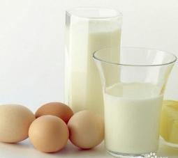 自制紧致皮肤的鸡蛋面膜,自制鸡蛋面膜补水保湿