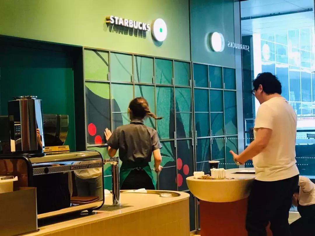 星巴克瑞幸门店分析,瑞幸星巴克开店
