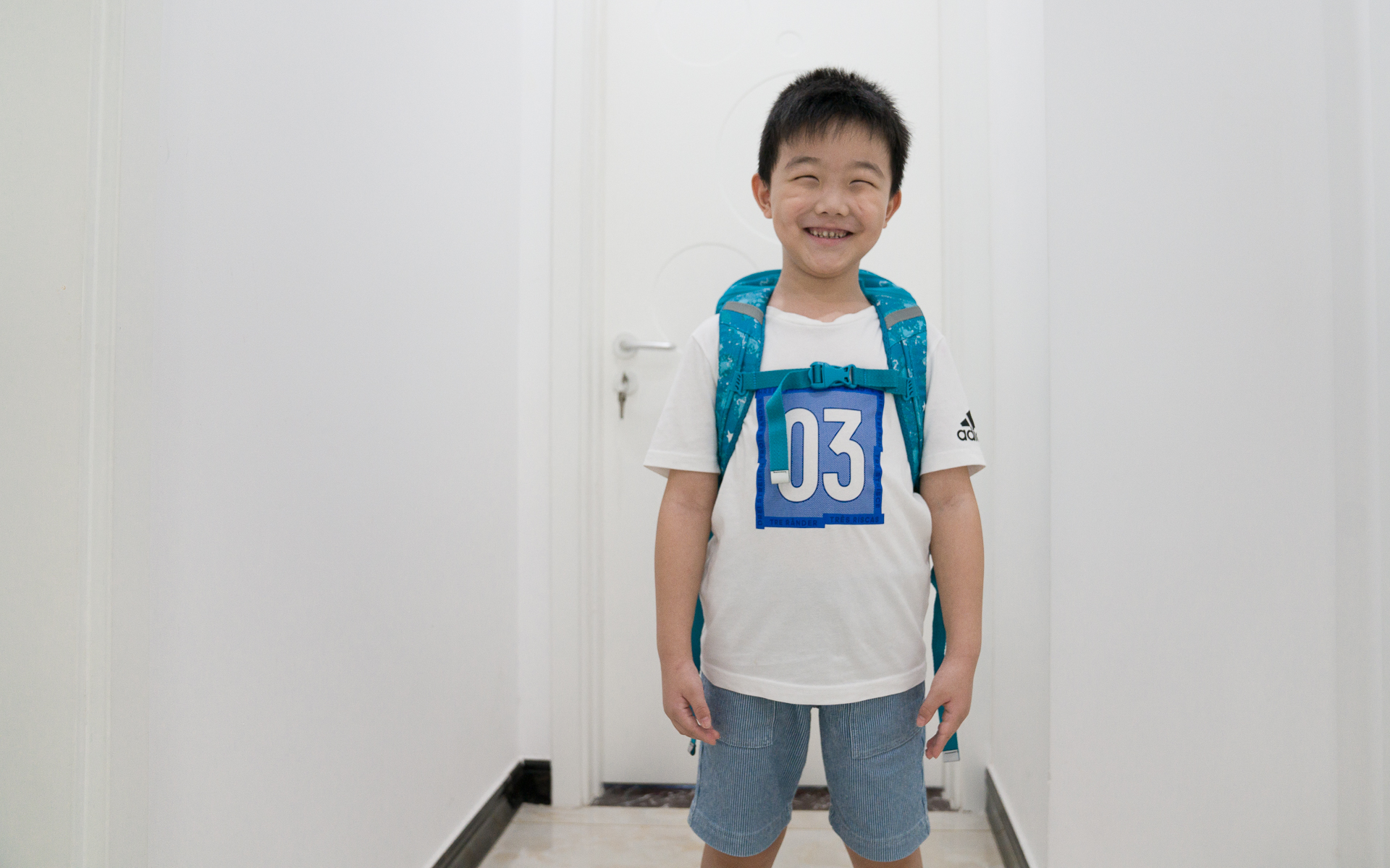 减负护脊书包怎么选,如何给孩子选一款好的护脊书包