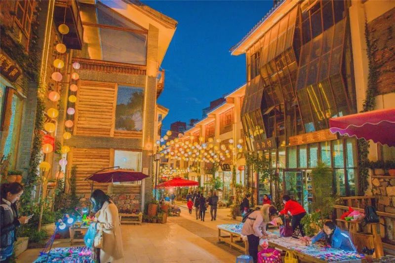 适合去旅游的云南小镇,云南旅游十日游特色小镇