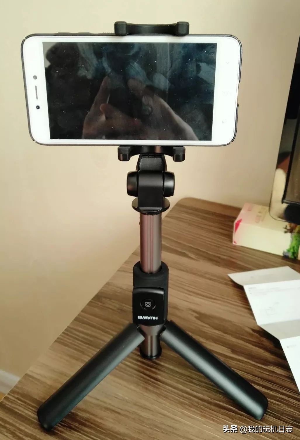 蓝牙自拍杆三脚架直播视频,蓝牙自拍杆三脚架哪个牌子质量好