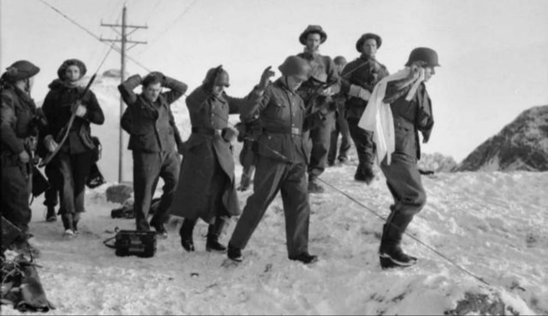 二战英国首相丘吉尔有多疯狂,丘吉尔带领英国在二战中获胜