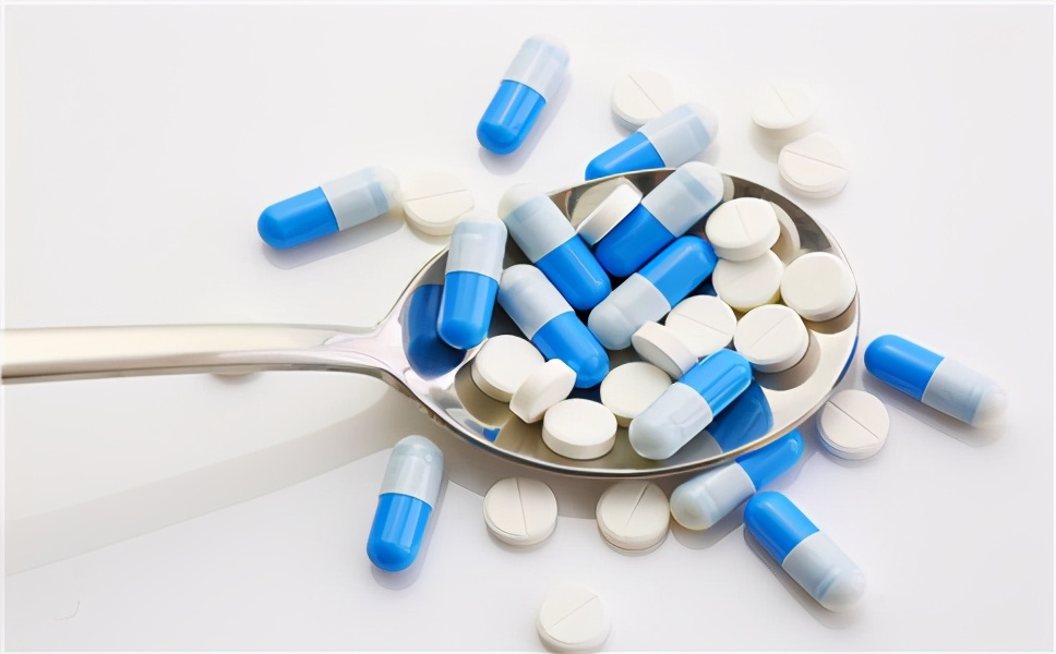 肺部吸入曲霉菌导致肺炎如何治疗,吸入霉菌会呼吸道感染吗