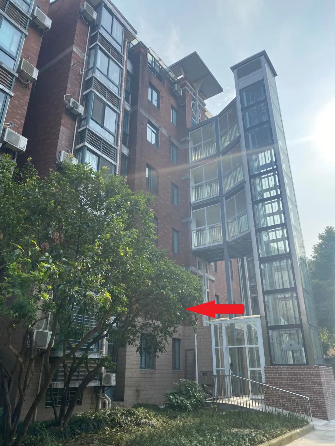 为了便宜的房子买了顶层,为了省钱买了顶楼的房子