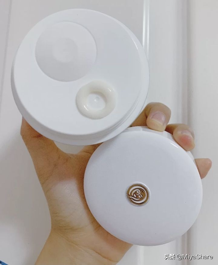 油皮水乳套装推荐收缩毛孔祛闭口,混油皮毛孔粗大有闭口怎么改善