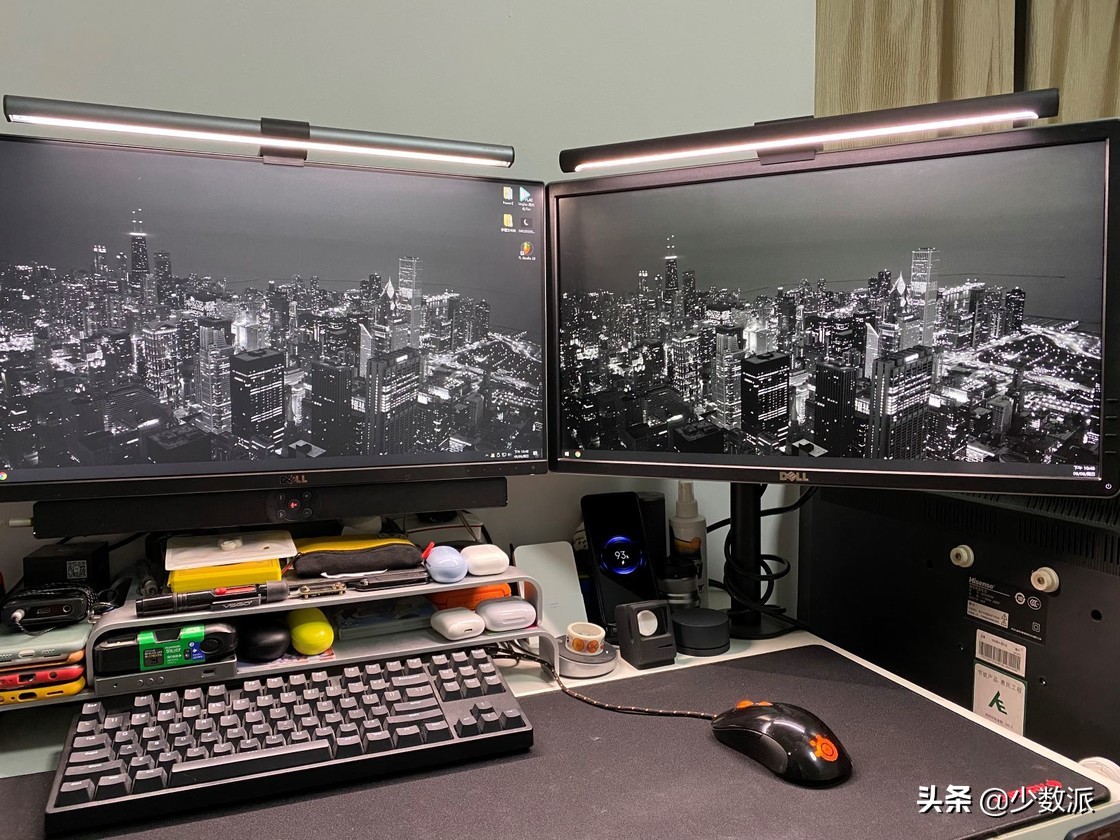 这也许是设备最多的桌面？我的「实用主义器材派」桌面分享