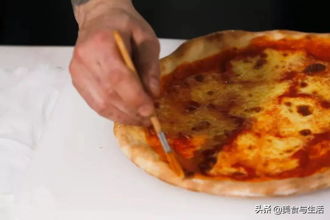 简单又好吃的披萨做法,简单又好吃披萨制作全过程视频