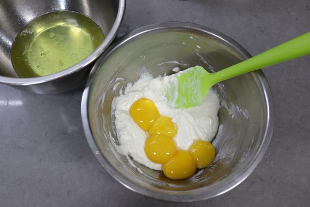 抹茶戚风蛋糕不用油,无油无糖蛋糕10寸