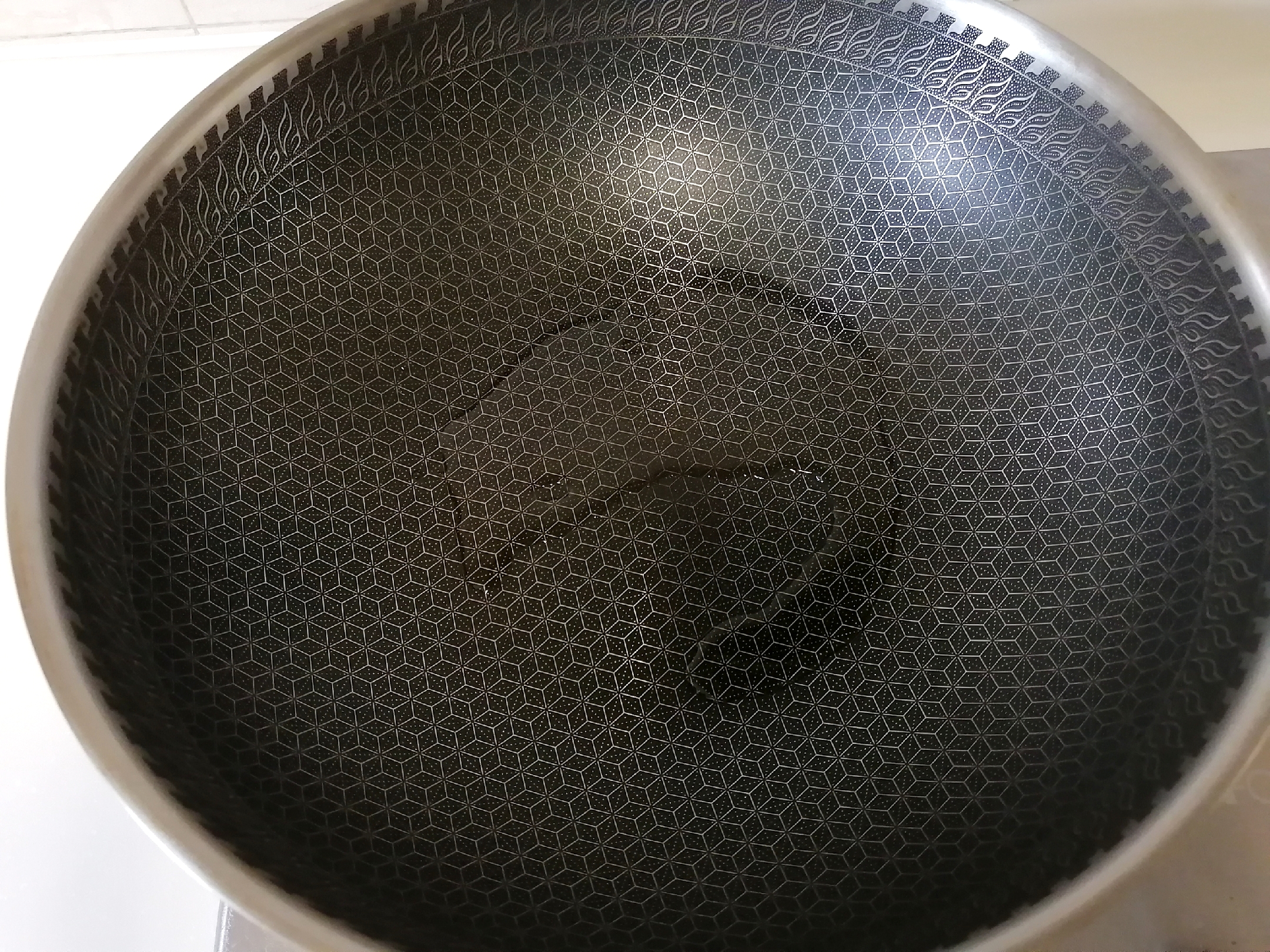 白米饭吃腻了怎样解决,白米饭鱿鱼炒饭