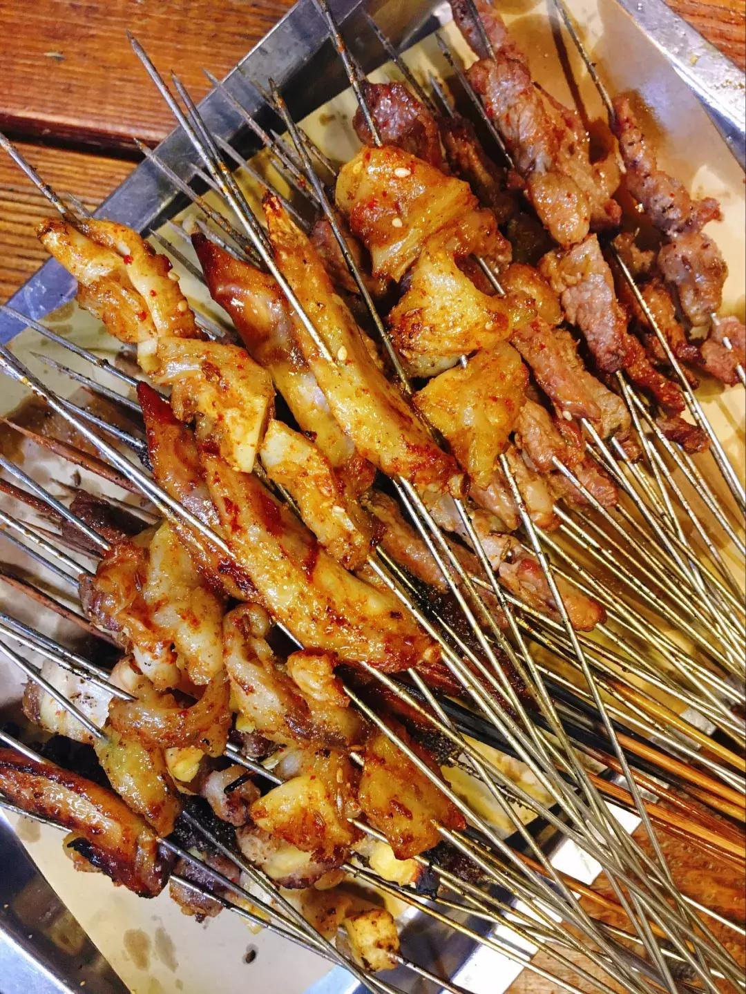 长春烧烤最有特色的烧烤店,长春自己动手烧烤的烧烤店