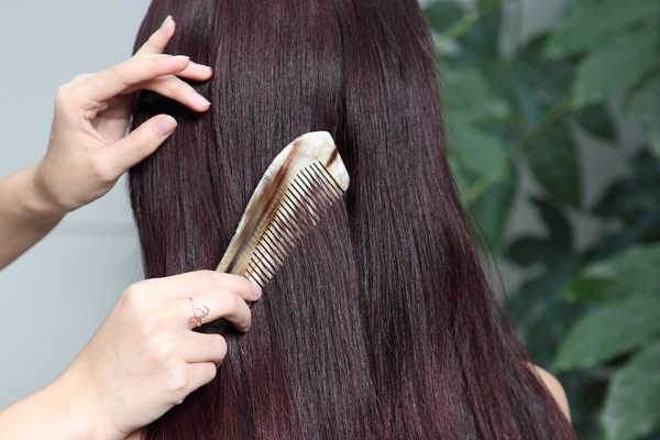 经常抓挠头皮会怎么样,头皮刺挠有什么小妙招