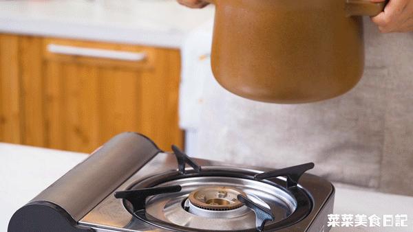 这一碗又润又美，电饭煲一键搞定！比敷面膜还管用