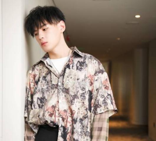 撒野顾飞寸头图片,撒野顾飞寸头发型