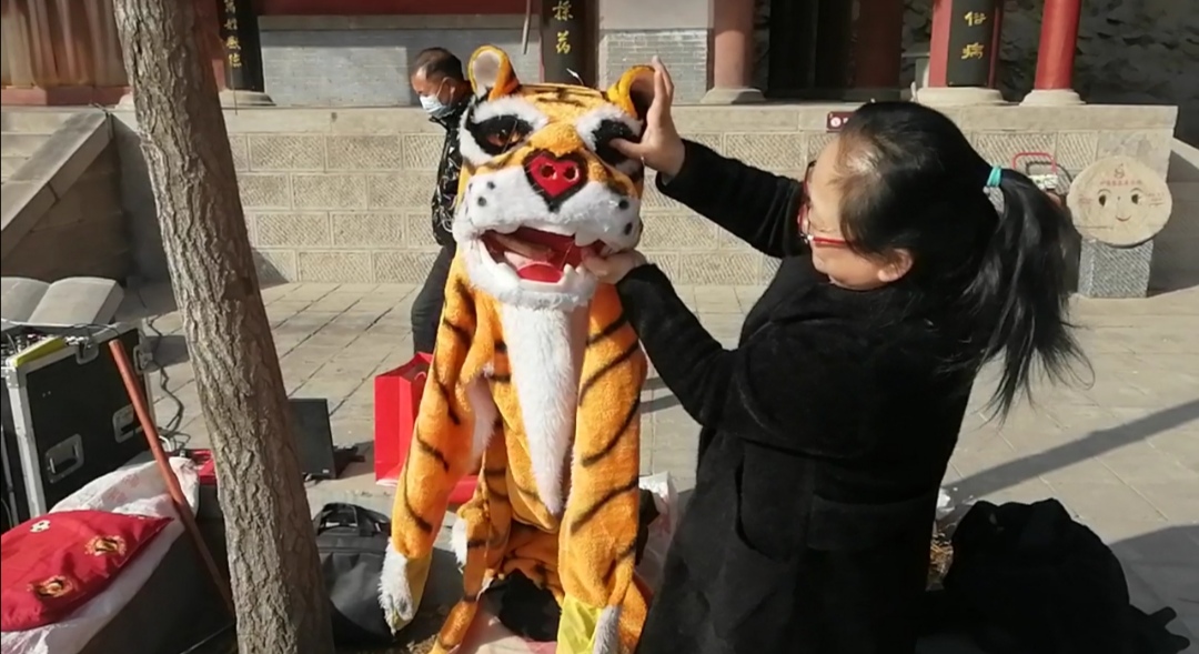 海拔500多米高山,500多米高山出现罕见一幕