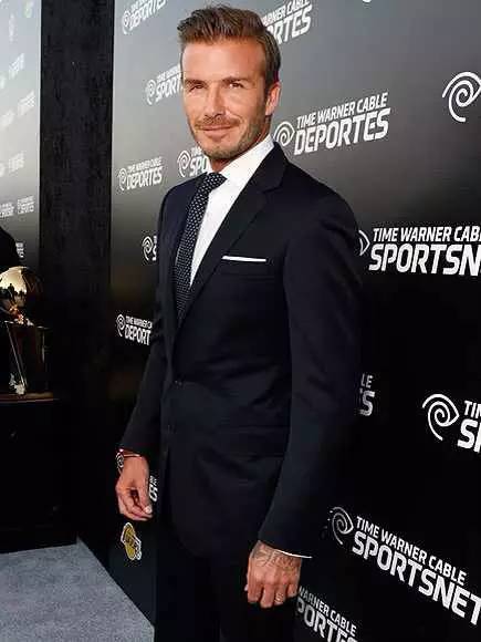 男人穿西装的正确搭配,男士穿西装有哪些搭配