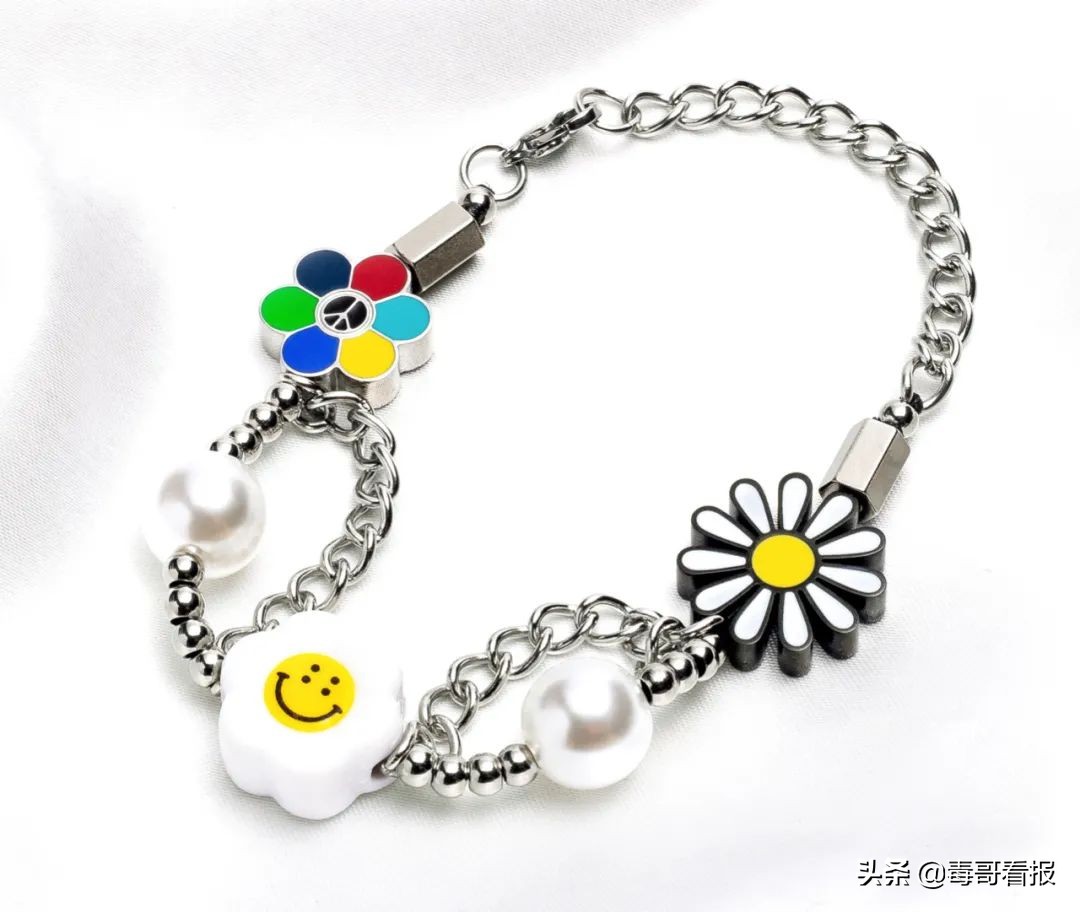 搞定这3类首饰，让你的穿搭脱颖而出