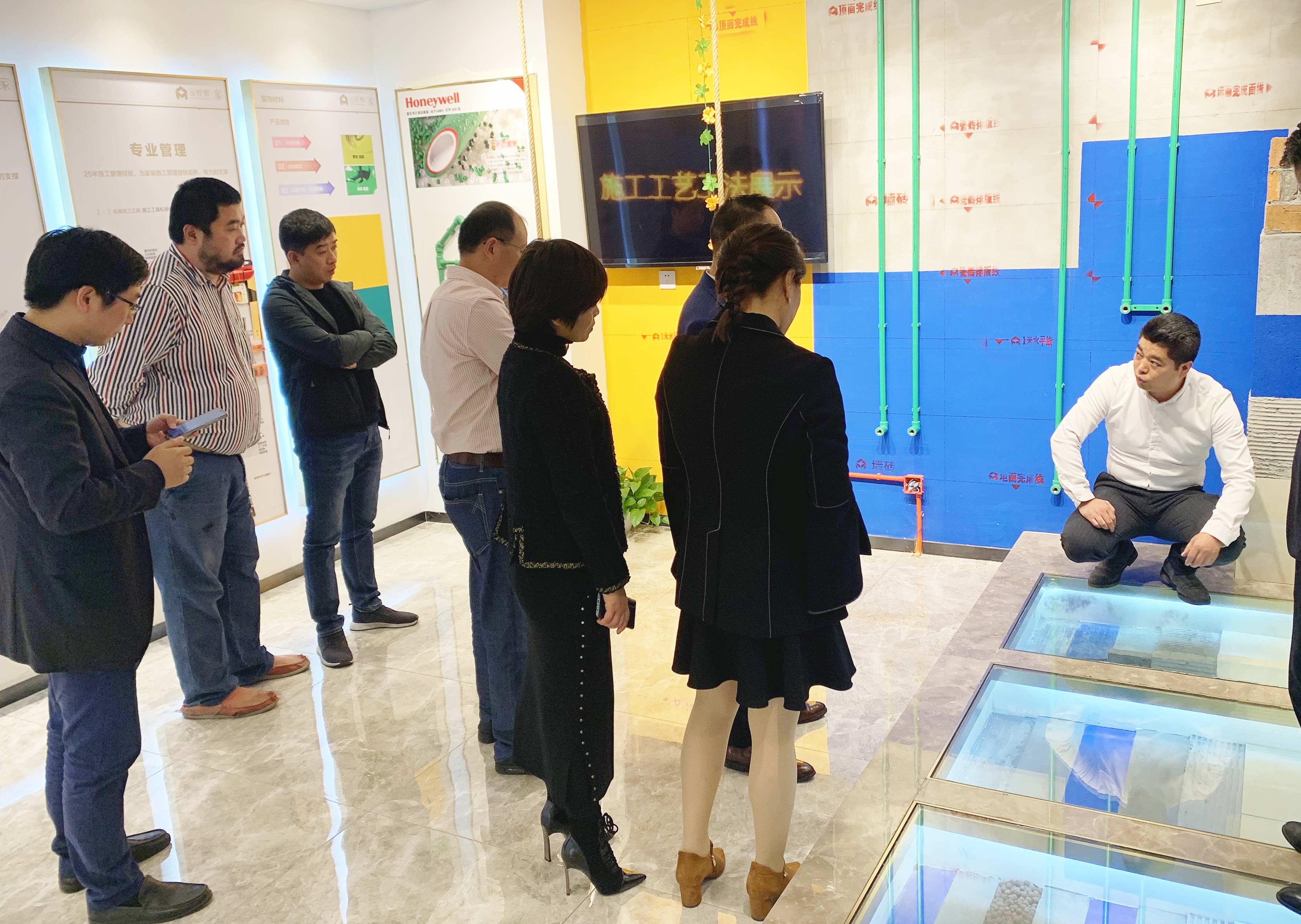 “华居汇室内装饰平台”与“金螳螂家”签署战略合作协议