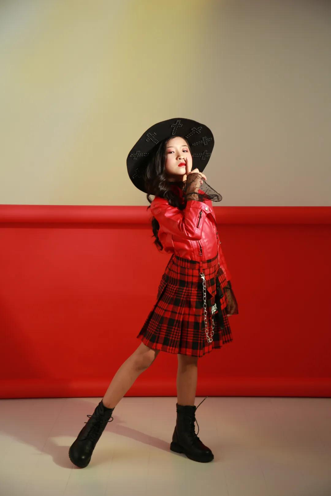 王俊喆模特视频,完美童模全国总决赛潍坊